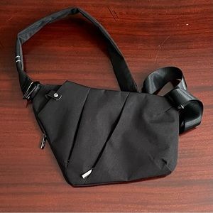 NWOT Men’s Crossbody Bag